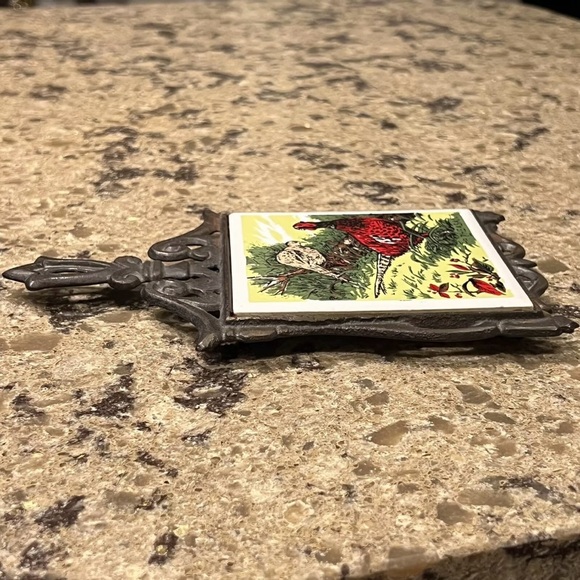 Vintage Pheasants Tile Cast Iron Trivet Pot Holder Ceramic Taiwan MCM 1960s - Picture 4 of 4